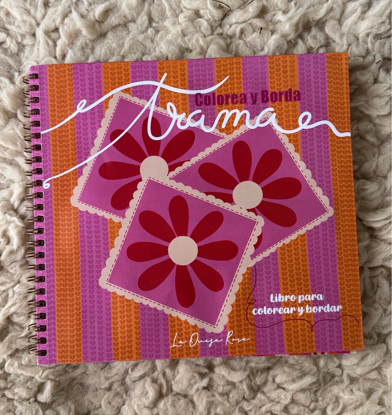 TRAMA - Libro para colorear y bordar